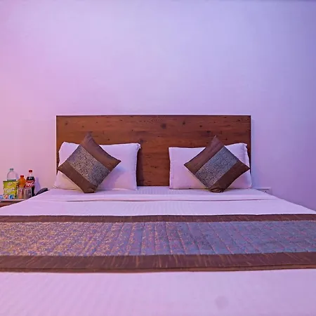 AIRPORT Hotel prime plaza